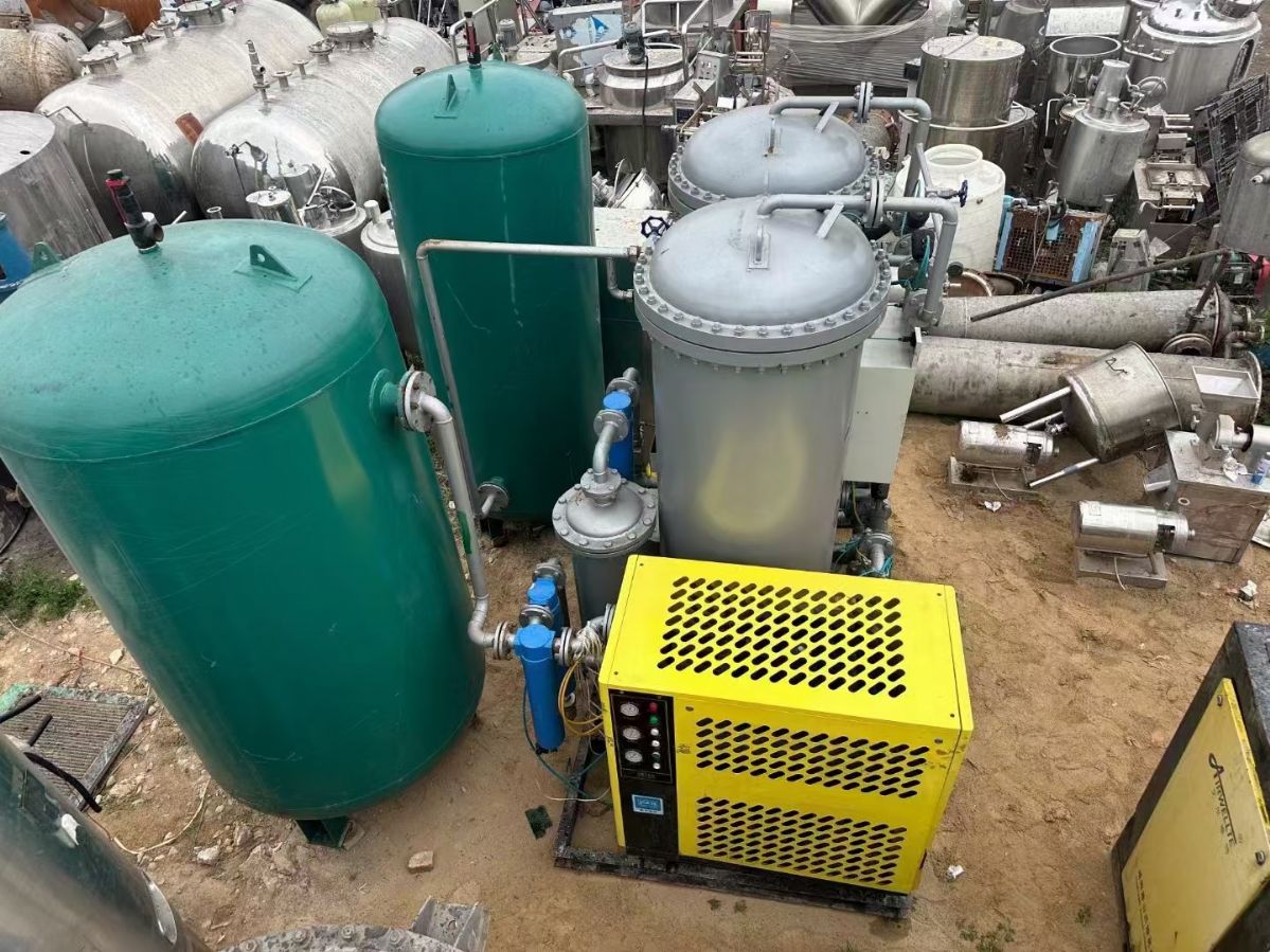 转让二手制氮机 一套容积200立方含空压机储气罐纯-2