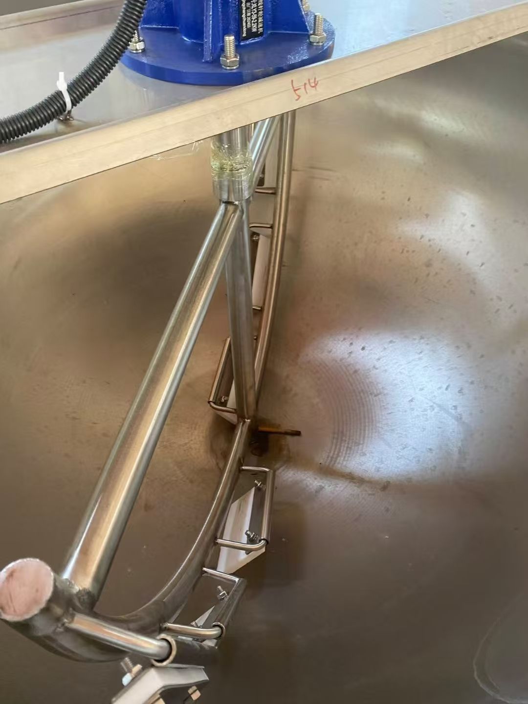 转让二手电加热夹层锅 一台容积600L带倾斜搅拌电-1