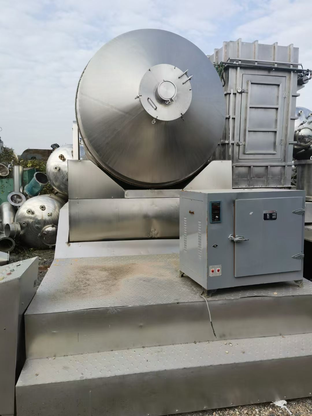 转让二手二维混合机 一台容积12000L大型二维运-2