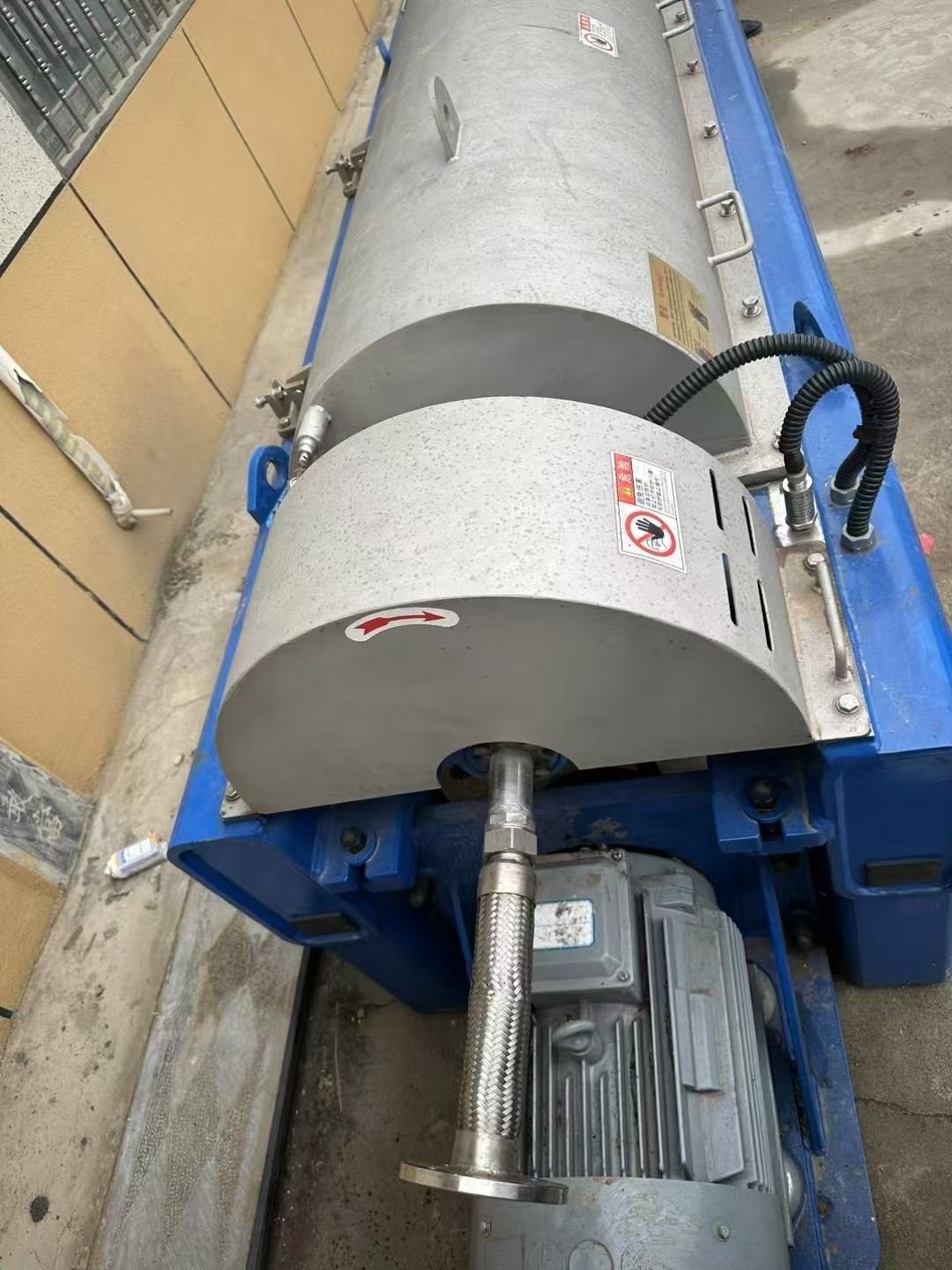 转让二手卧螺离心机 两台350型材质2205卧螺沉-2