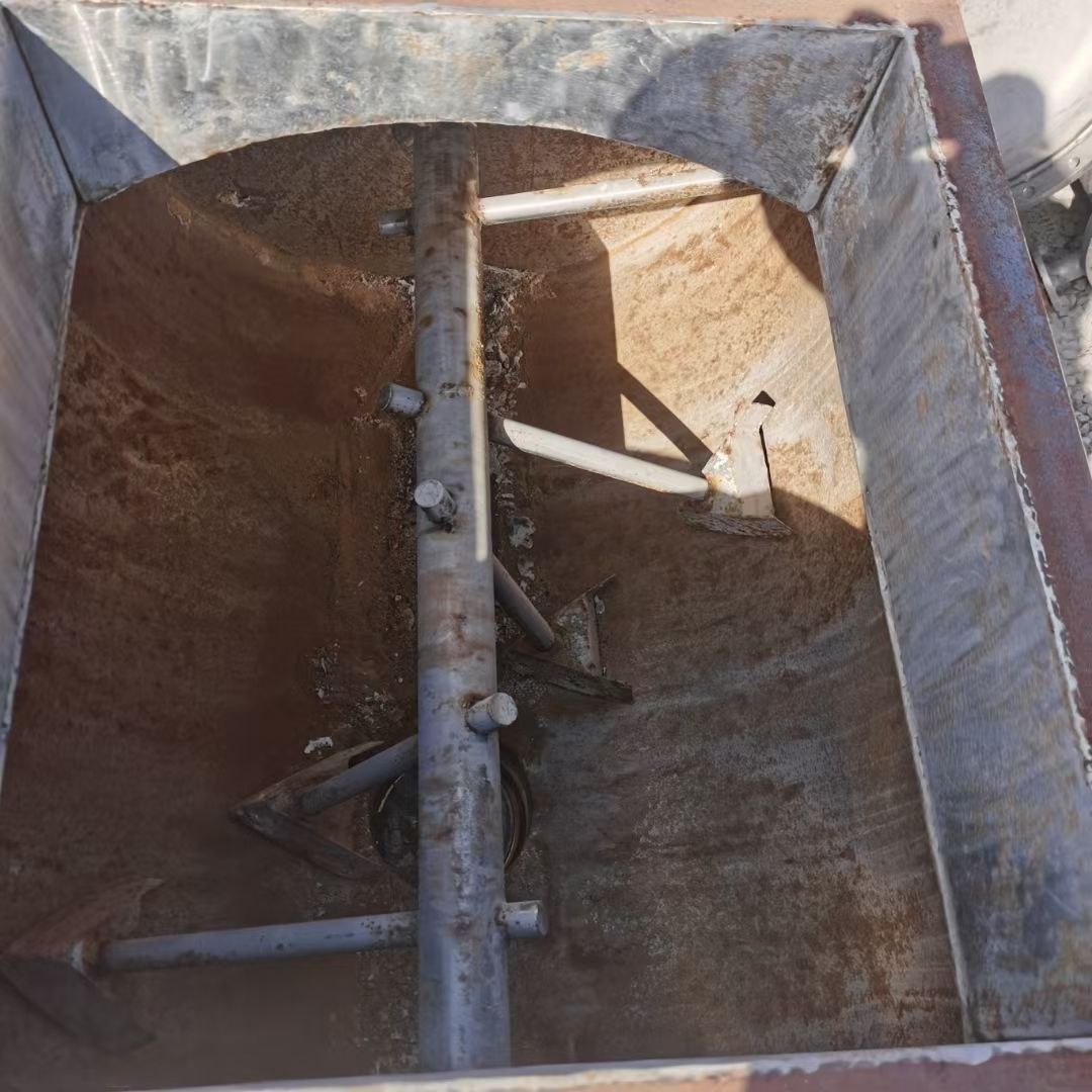 转让二手犁刀混合机 一台容积1立方内不锈钢犁刀混合-1