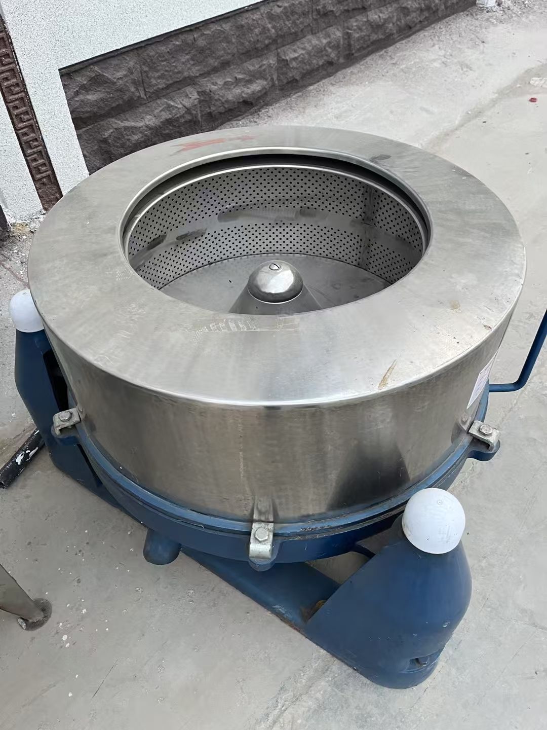 转让二手三足离心机 一台直径80型食品级脱水三足离-1