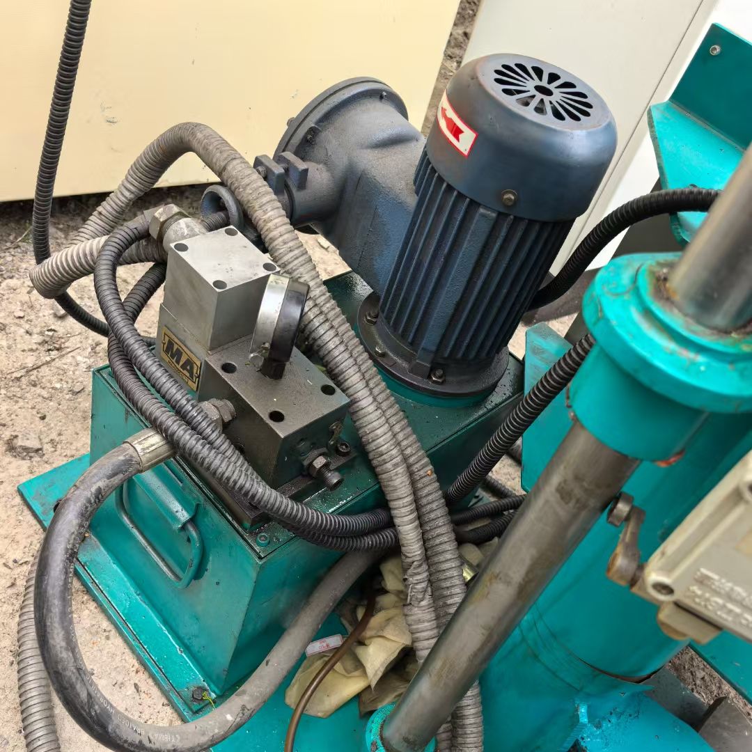 转让二手行星搅拌机 一台XSJ-20升行星搅拌机-1