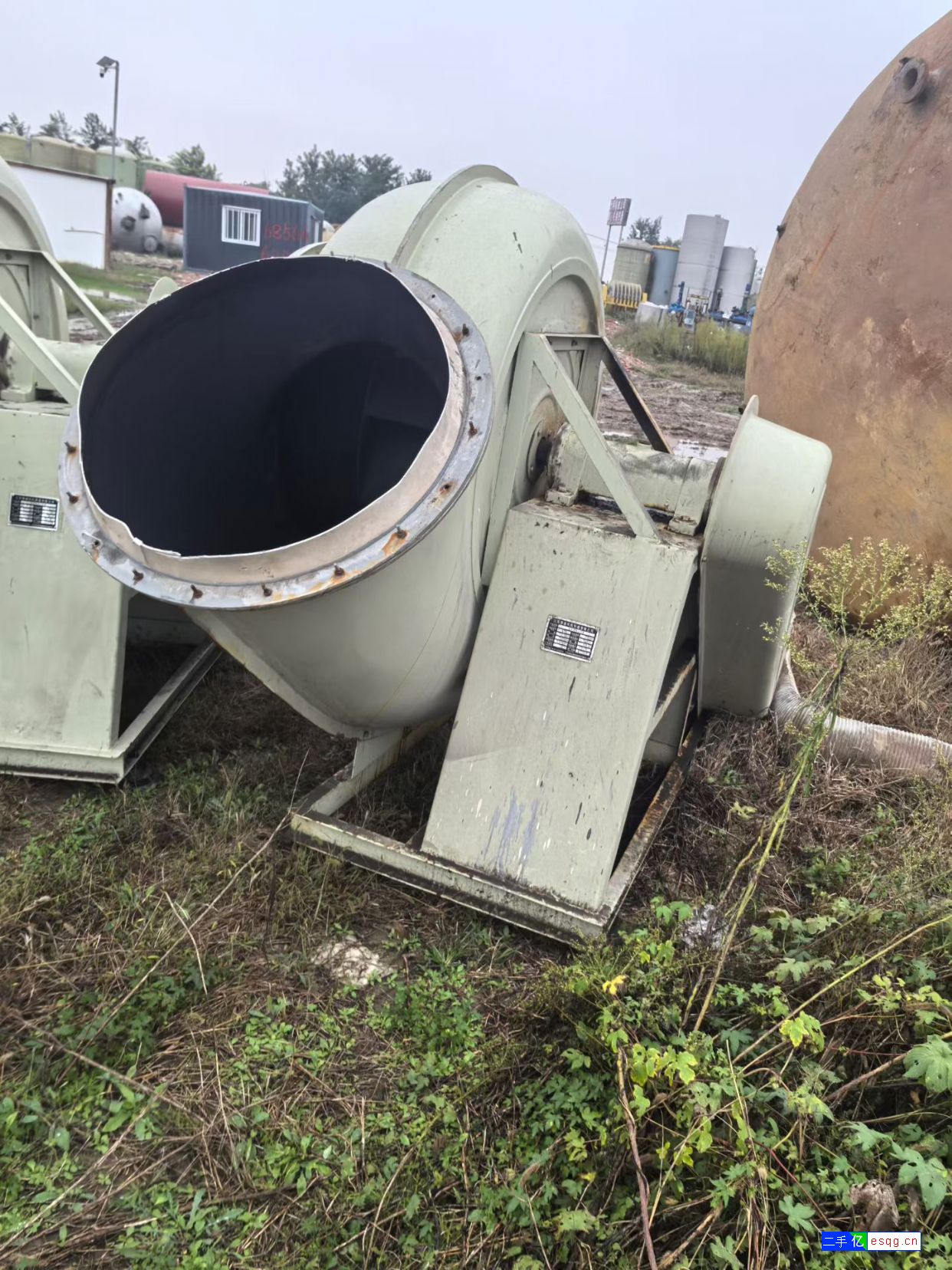 转让9成新二手30千瓦玻璃钢风机两台-2