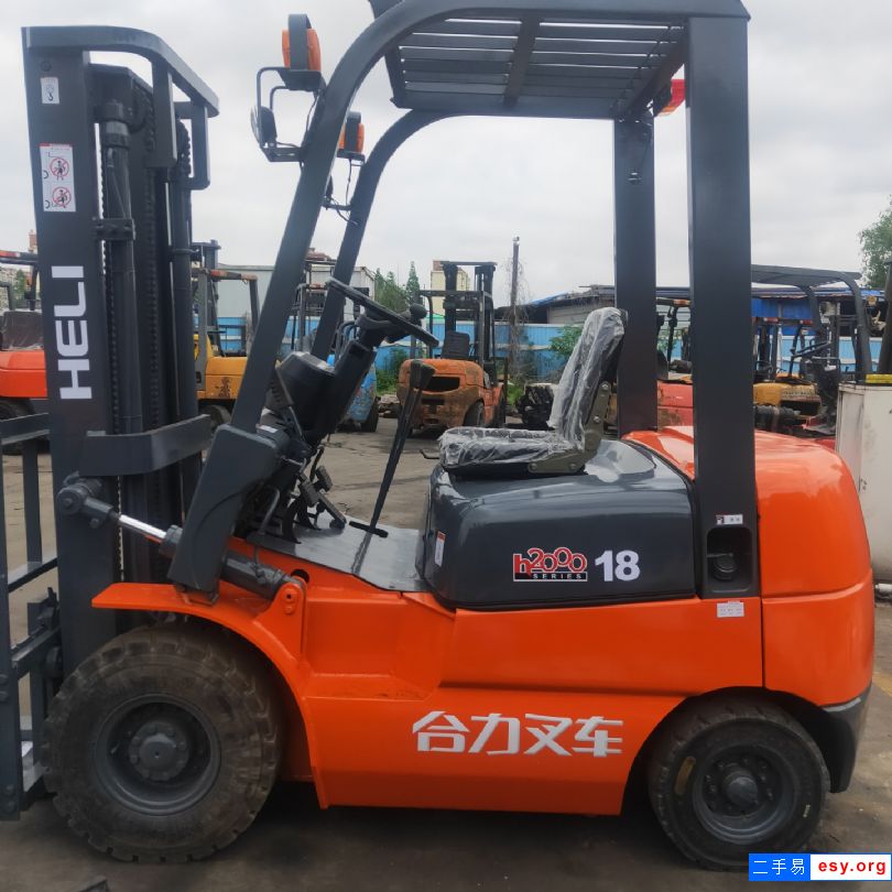 转让99成新二手合力叉车，型号齐全-1