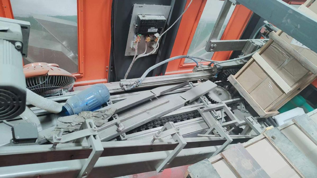 给钱就卖样机一出六吹瓶器吹塑机-2