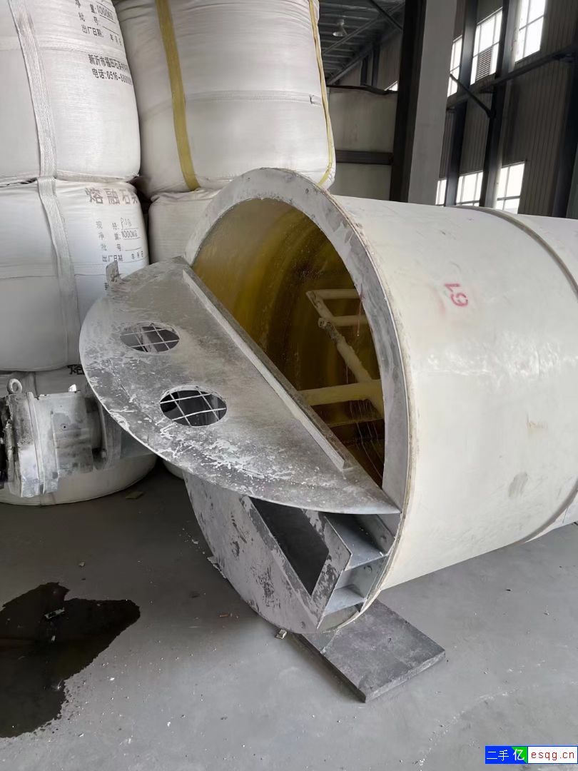 转让闲置塑料搅拌罐-2