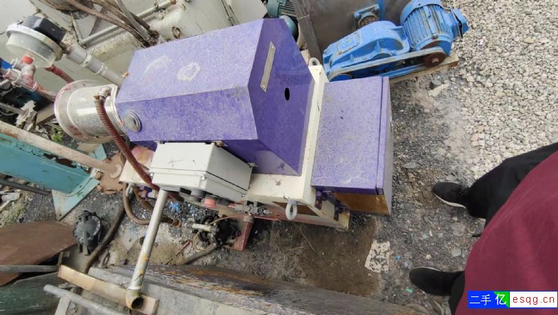 WSM-5型卧式密闭磨砂机-2