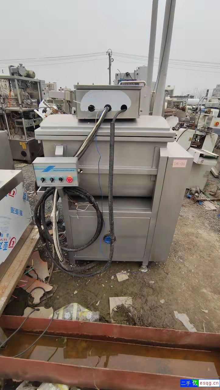 150升 真空拌馅机-1