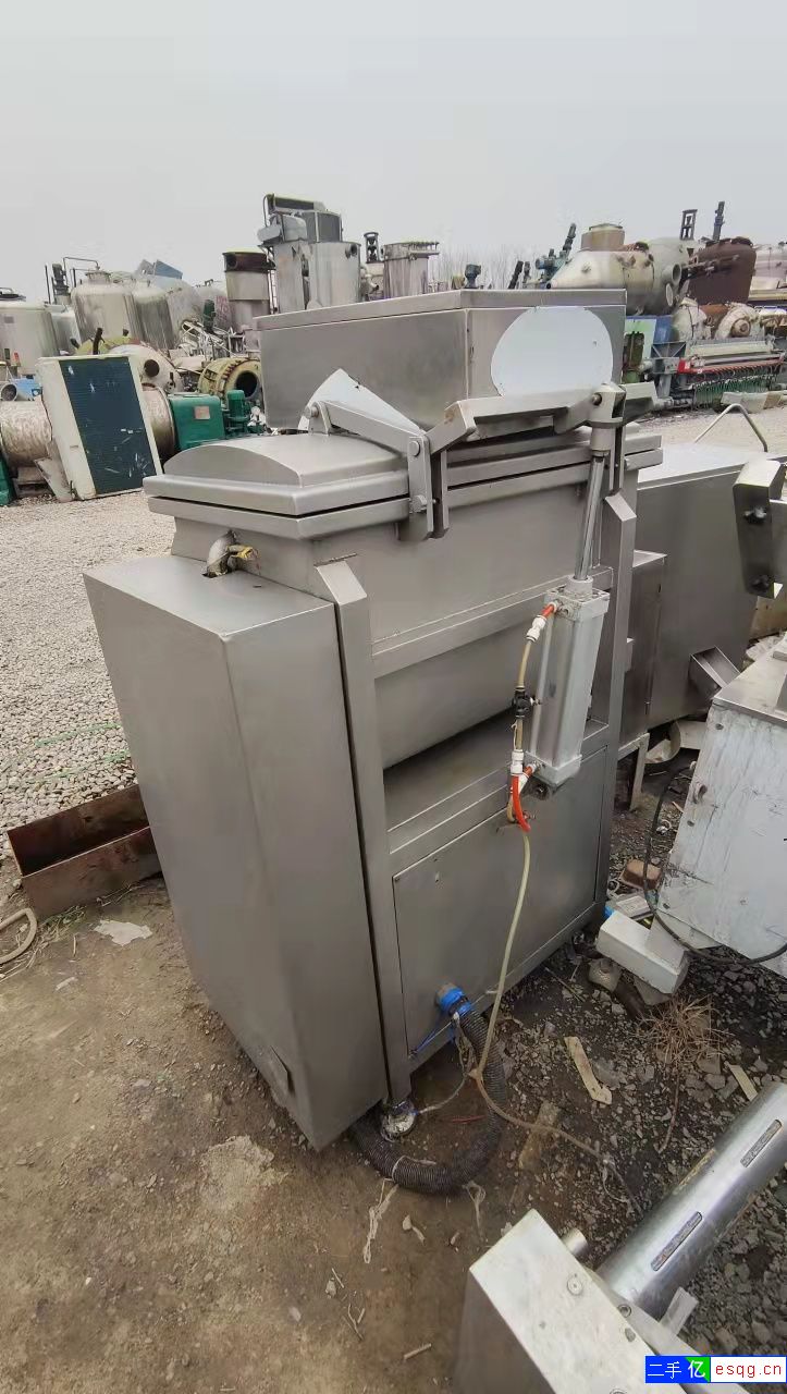 150升 真空拌馅机-2