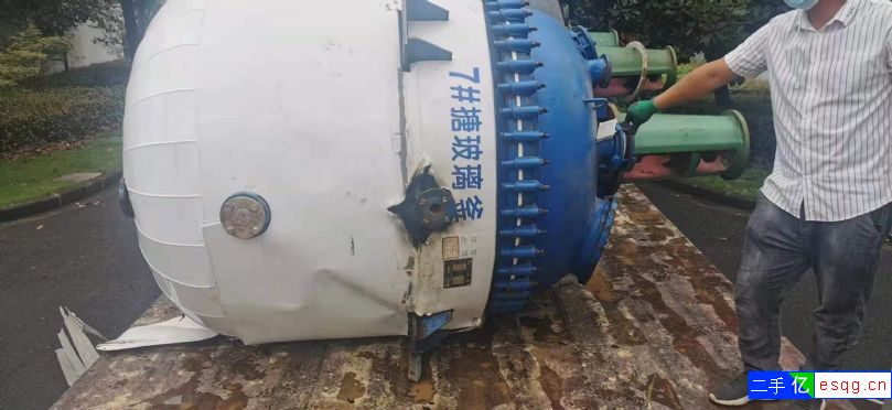 转让2立方、3立方搪瓷反应釜-1