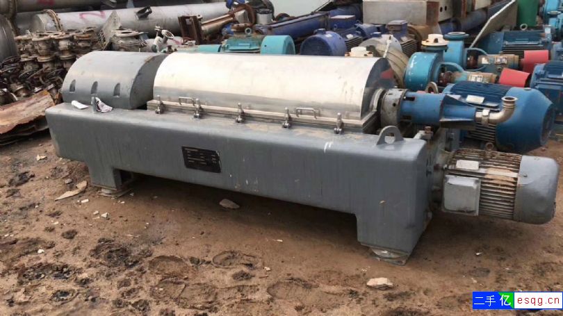 转让9成新LW550卧式螺旋卸料沉降离心机-1