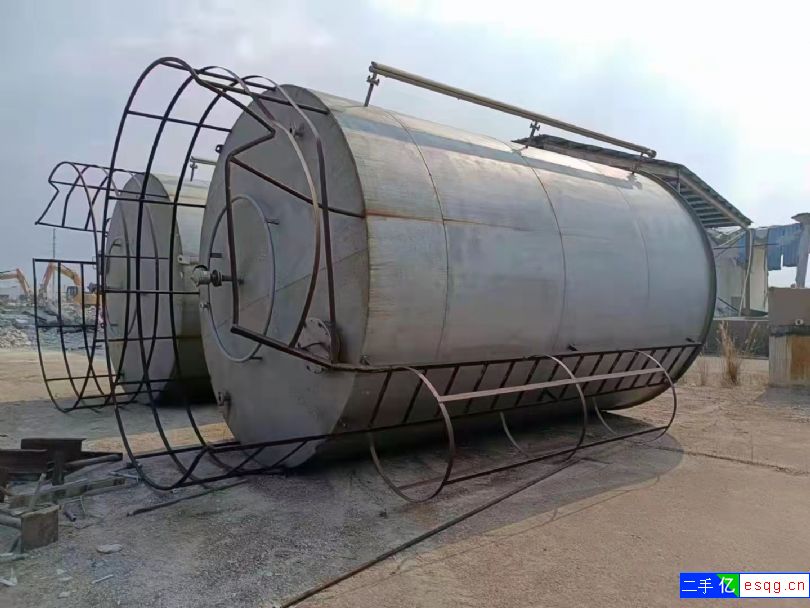 转让50立方不锈钢储罐，壁厚10mm-1