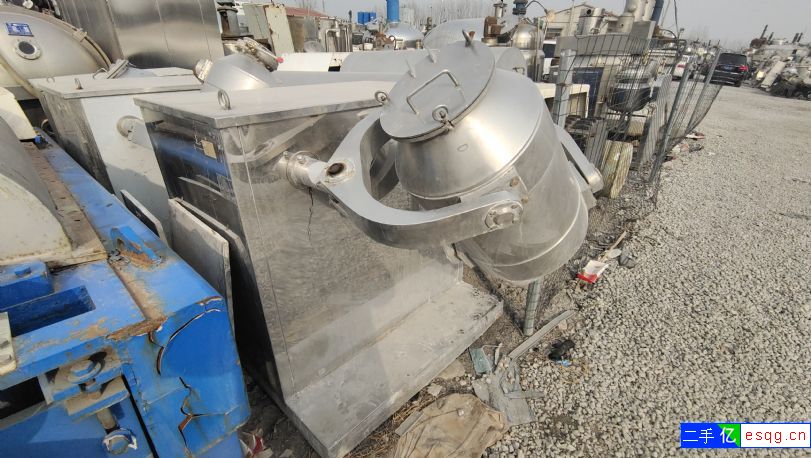 转让100L不锈钢三维混合机-2