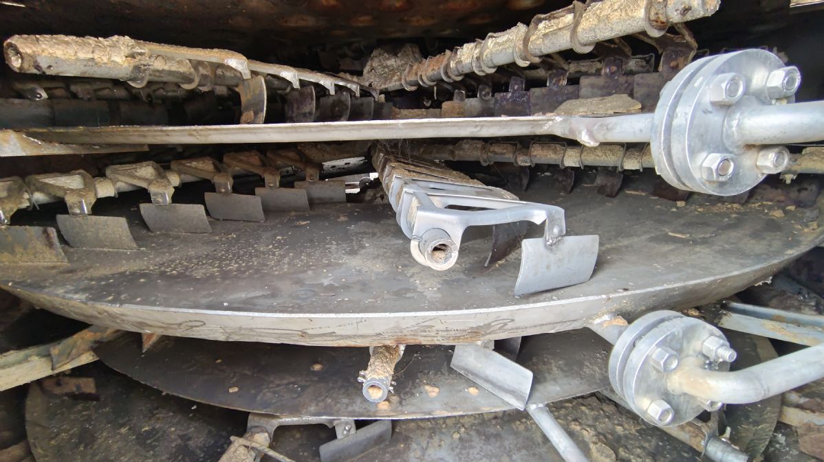 转让9成新40平方不锈钢盘式干燥机3台-1