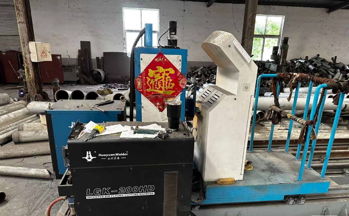 二手五轴相贯线等离子圆管切割机-2