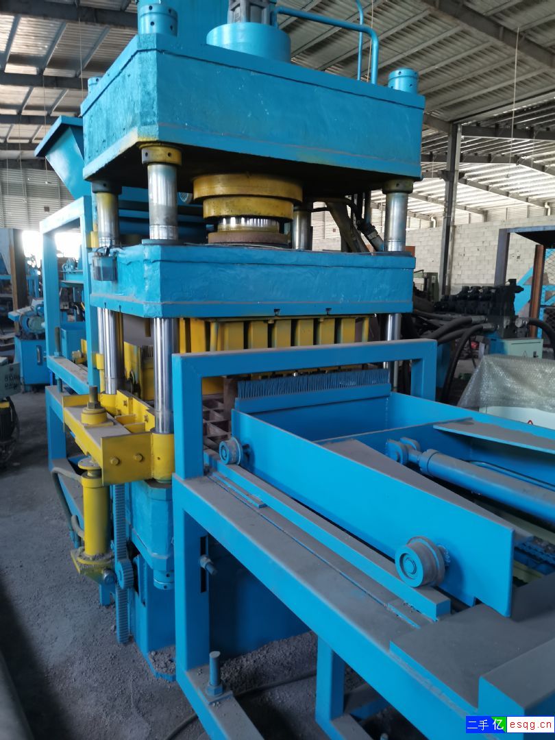 水泥砖机，静压机设备-1