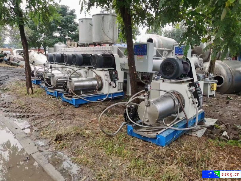 50升卧式砂磨机-1