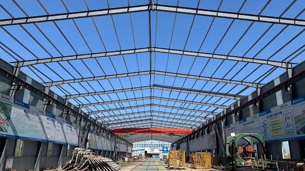 宽22.7米*长252米*高9米二手钢结构厂房-2