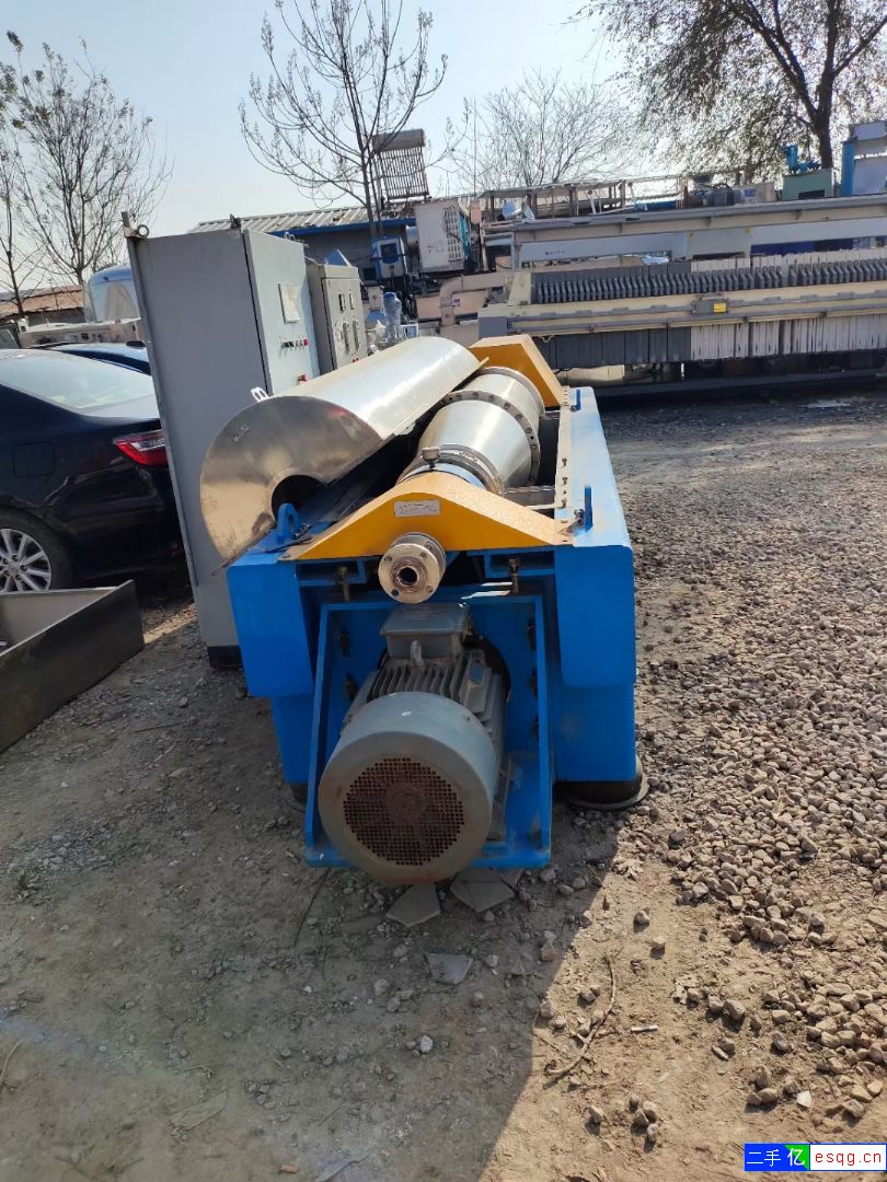 便宜出售  全新卧螺离心机-1