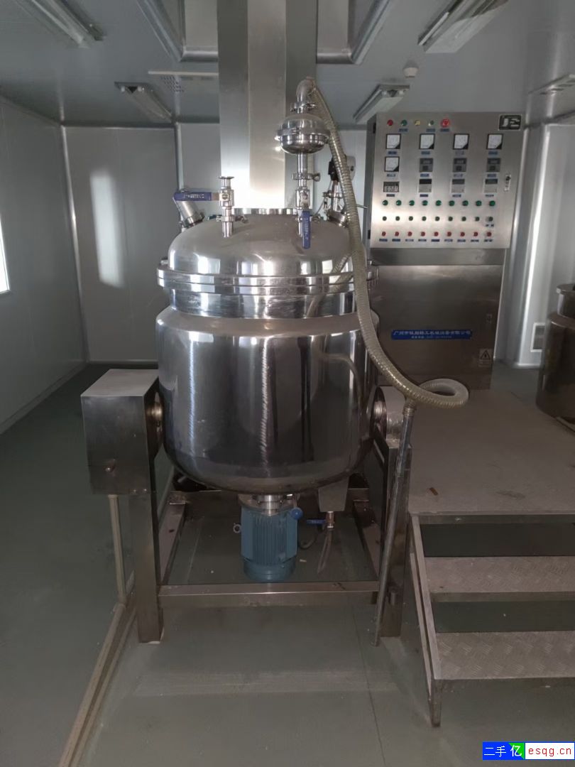 250升99成新，真空乳化机组，仅试生产用！有需要-1