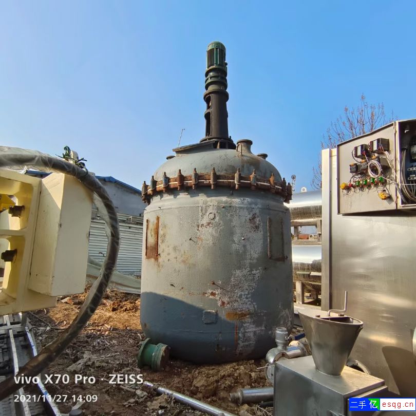 便宜出售  一台3000升江苏杨阳反应釜带手续-1