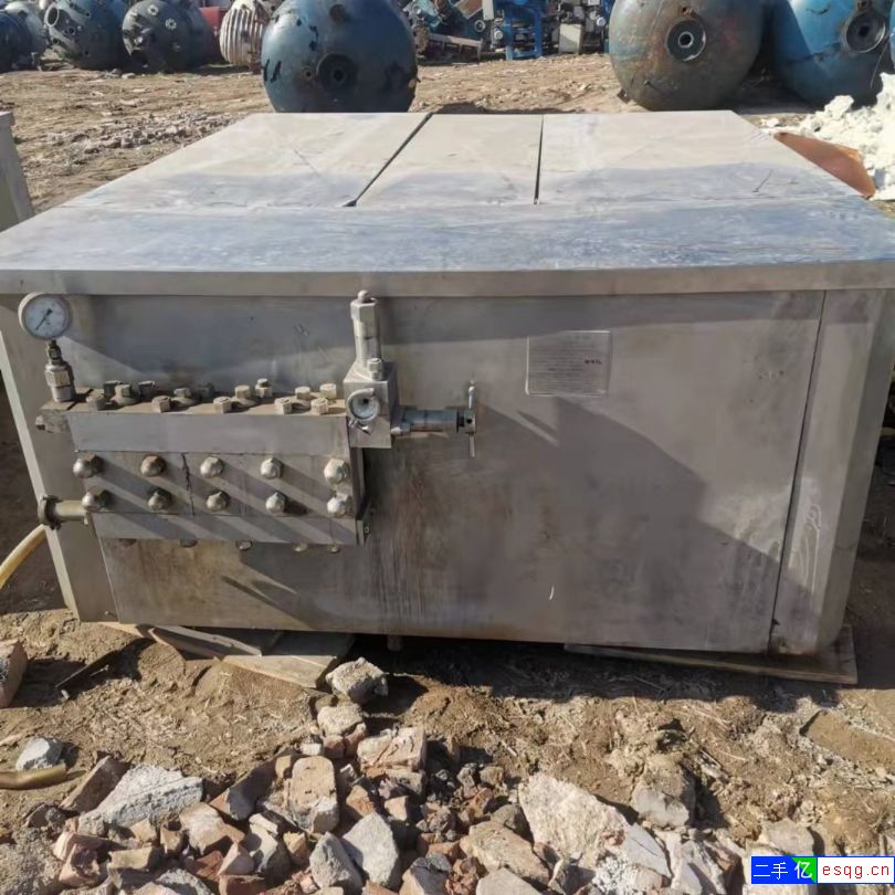 便宜出售  多台6吨均质机，-2