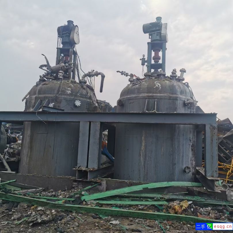 出售两台12.5吨搪瓷反应釜，三台20吨搪瓷反应釜-2