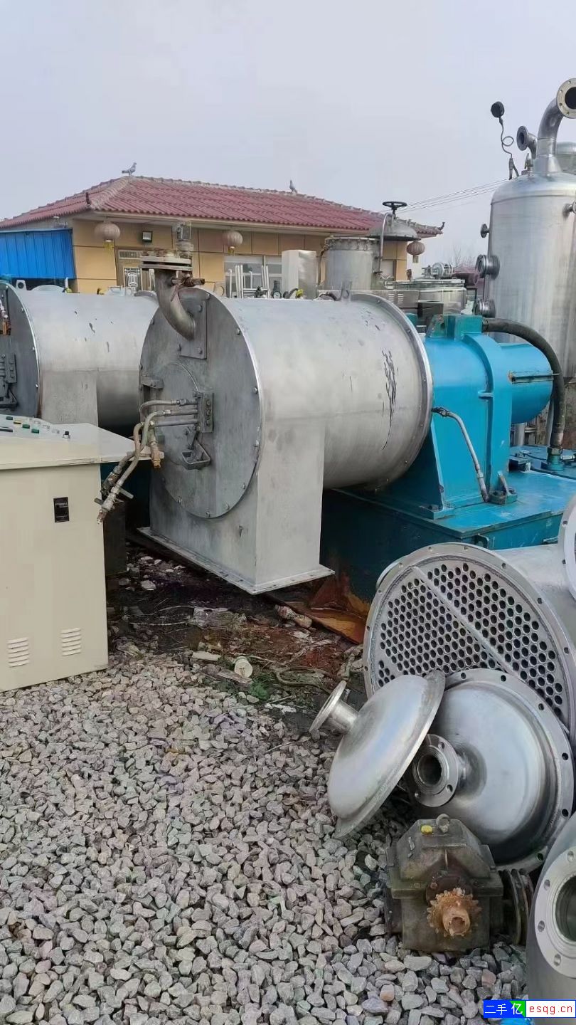 便宜出售双级推料离心机到货三台HR500型，材质3-1