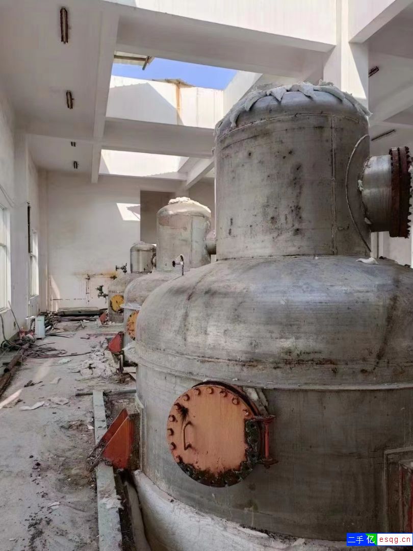 出售  三效钛材强制循环蒸发器，蒸发量：20吨/小-1