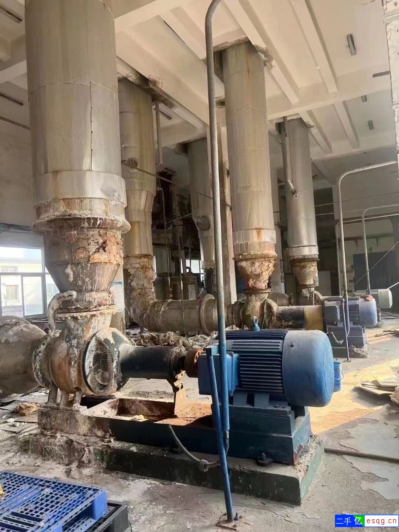 出售  三效钛材强制循环蒸发器，蒸发量：20吨/小-2