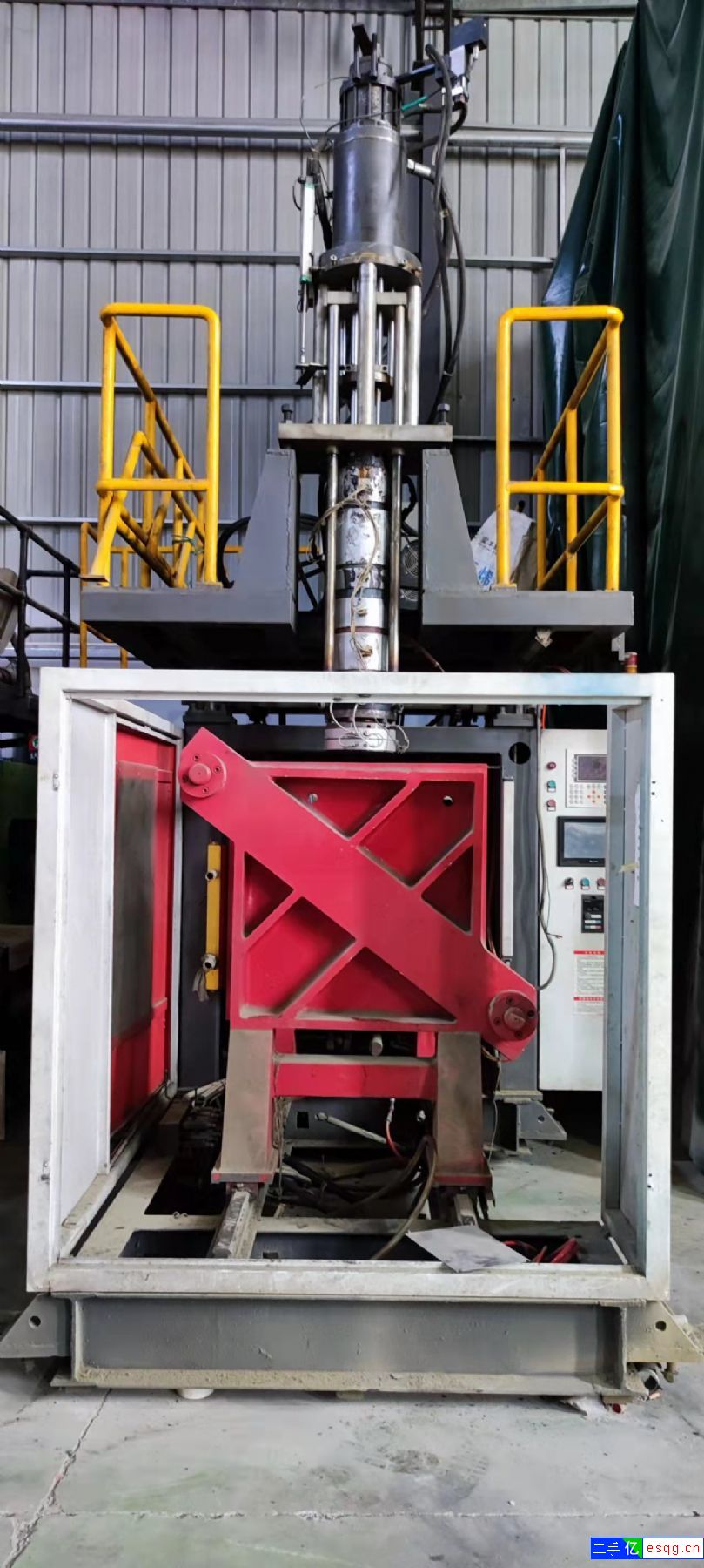 出售2016年双利吹塑机 储料2.5Kg-1