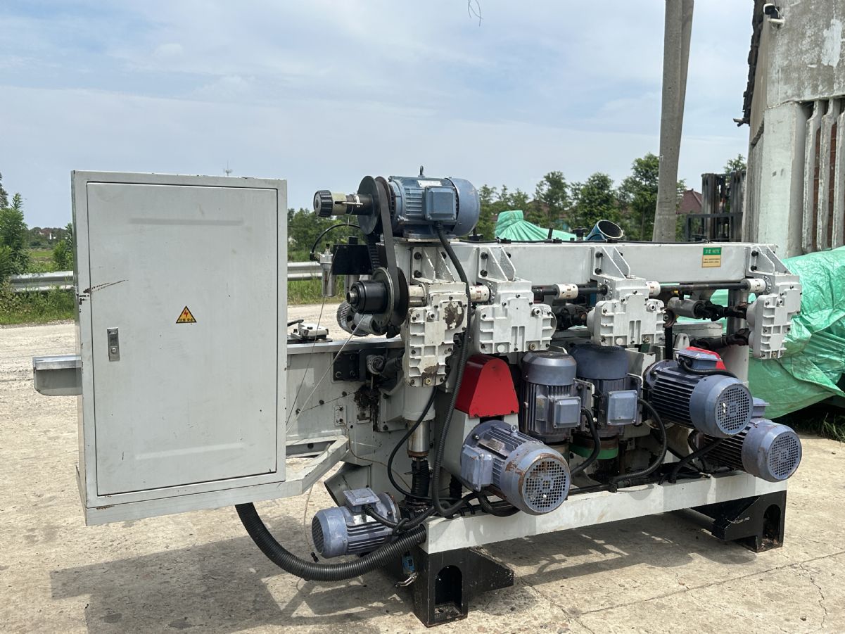 转让一台4018四面刨金丽隆-1