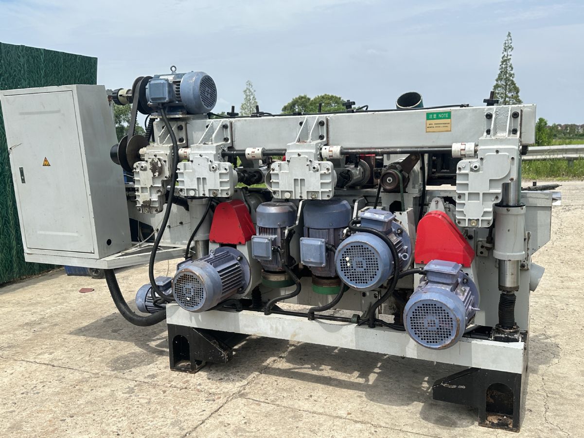 转让一台4018四面刨金丽隆-2