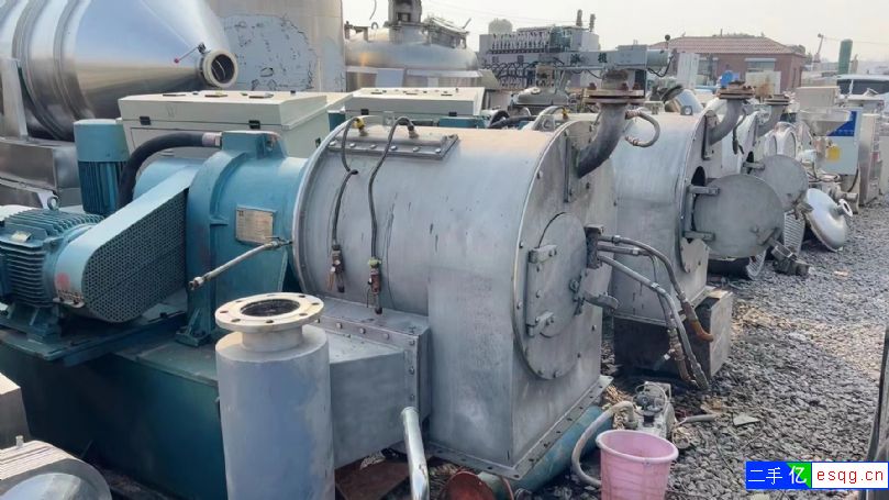 出售双极推料离心机，400型，500型双级推料离心-2