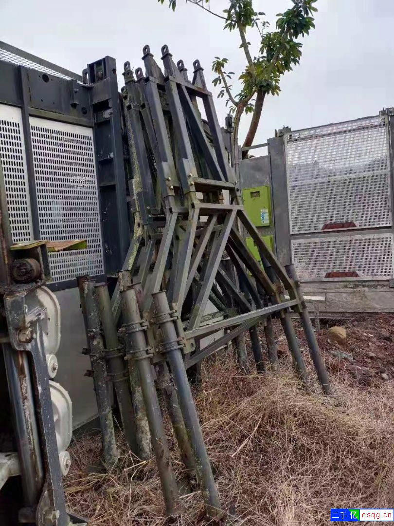 出售中联特威电梯-1