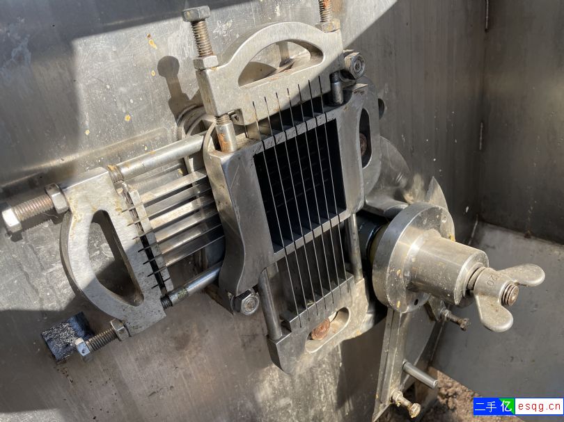 350冻肉切丁机-1