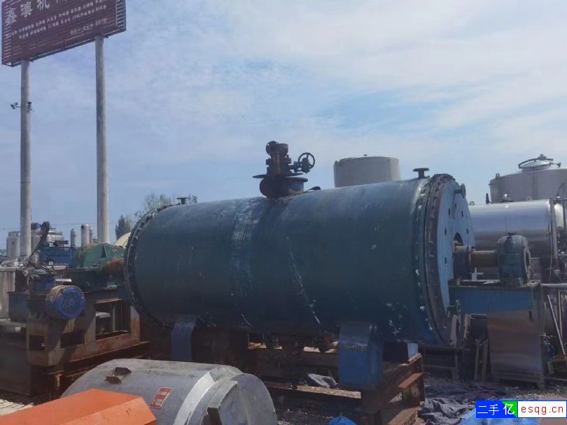 出售二手耙式干燥机，二手真空耙式干燥机，5立方耙式-1