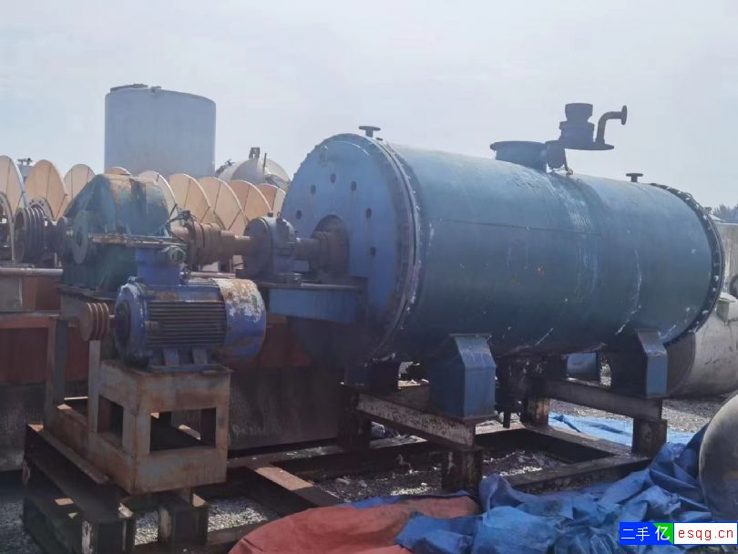 出售二手耙式干燥机，二手真空耙式干燥机，5立方耙式-2