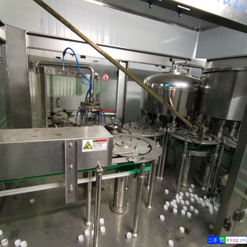 出售12头三合一灌装机，套标机，膜包机，激光打码机-2