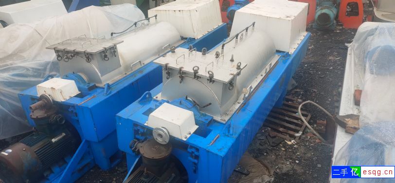 出售二手卧螺离心机，二手450型卧式螺旋沉降下卸料-1