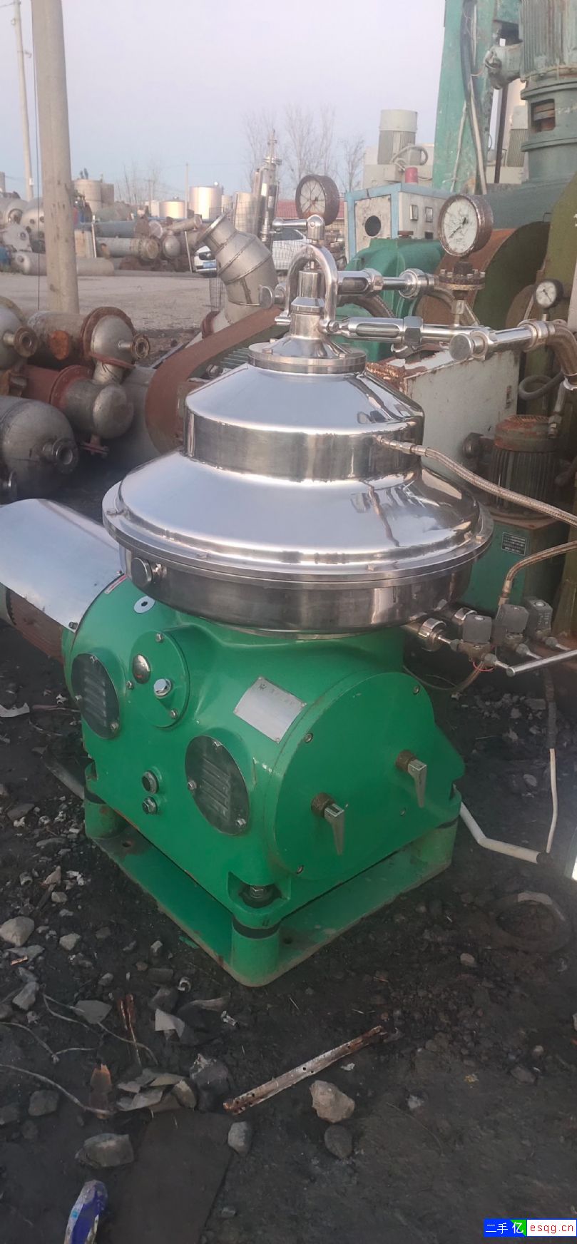 出售二手蝶式分离机两台。型号DHDYS430。-1