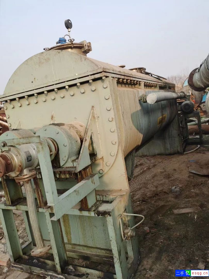 新到不锈钢真空桨叶干燥机2台，40平方一台，80平-2