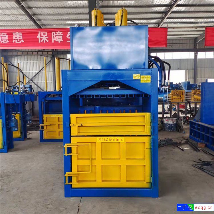 废纸板打包机 30吨立式液压压块机 塑料布编织袋压-1