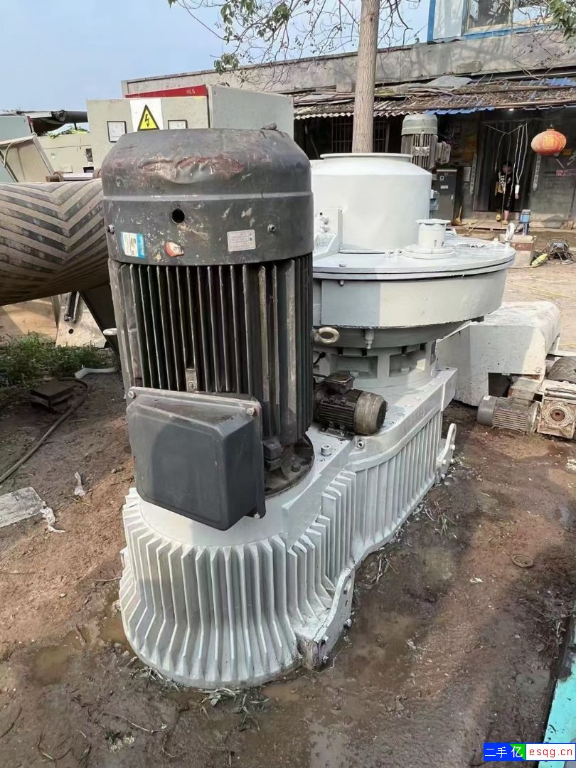 转让三台宇龙132千瓦560颗粒机，成色好，价格低-1