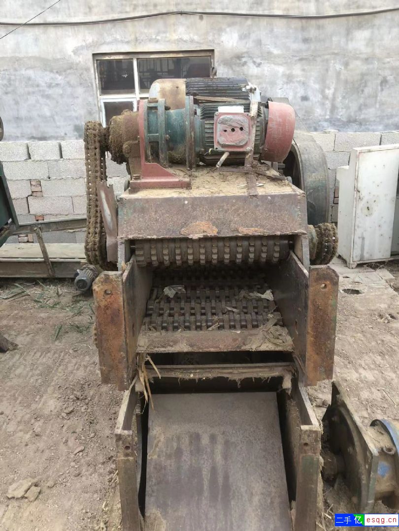 闽武216削片机两台-1