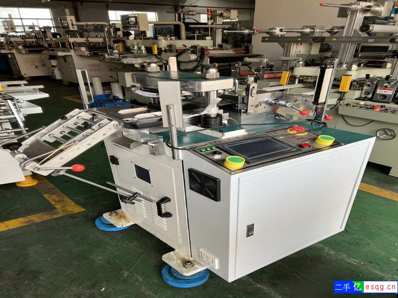 转让9成新兴鸿飞200高速套位模切机-1