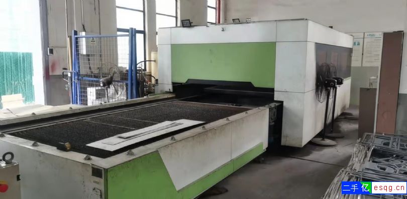 2018年1500瓦激光切割机出售-1