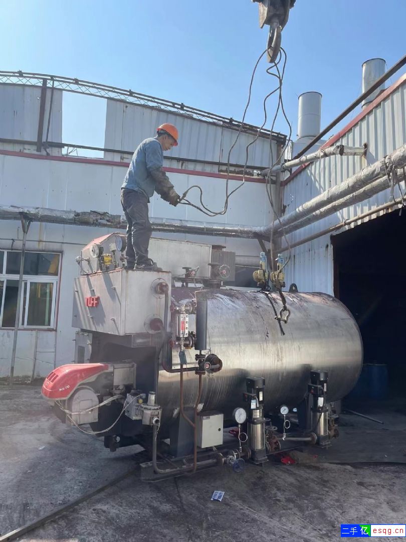 转让9成新二手燃气锅炉，1吨，特富锅炉。-2