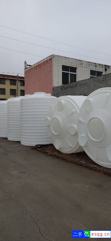 出售2吨-20吨塑料储罐，PE罐，塑料水塔，防腐罐-2